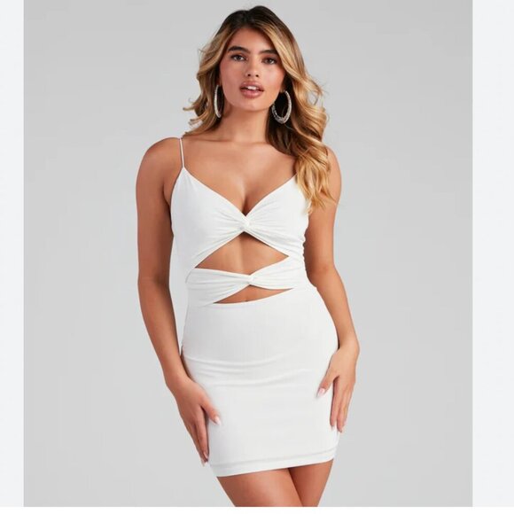 NWT WINDSOR Strike A Pose Cut Out Cutout Mini Dress - small - Picture 1 of 12